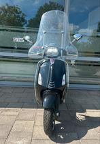 Vespa sprint 2021, Fietsen en Brommers, Scooters | Vespa, Ophalen, Zo goed als nieuw