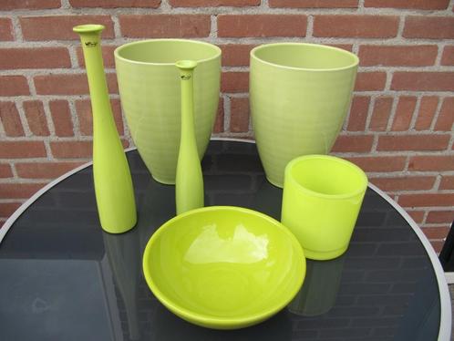 Bloempotten limegroen, Tuin en Terras, Bloempotten, Gebruikt, Aardewerk, Binnen, Minder dan 25 cm, Rond, Ophalen