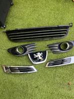 Onderdeel van Peugeot 5008 bj 2013, Auto-onderdelen, Gebruikt, Voor, Ophalen of Verzenden, Bumper