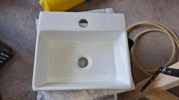 Fontein Leto wit nieuw beschikbaar voor biedingen