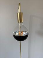 Industriële Staande Lamp met Bol, Huis en Inrichting, Ophalen of Verzenden, Zo goed als nieuw, Metaal, 150 tot 200 cm