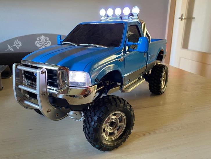 Tamiya Ford F350 High Lift, Hobby en Vrije tijd, Modelbouw | Radiografisch | Auto's, Zo goed als nieuw, Auto offroad, Elektro