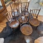 Thonet stoelen antiek, Ophalen
