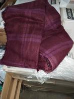 Partij Warme bordeaux rode sjaal met ruit, N.v.t., N.v.t., Ophalen of Verzenden, Zo goed als nieuw