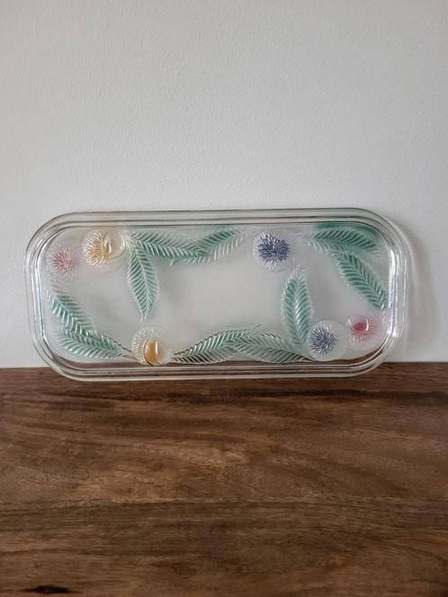 Rechthoekige (cake) schaal met bloemmotief, Antiek en Kunst, Antiek | Schalen, Ophalen of Verzenden