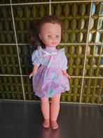 Vintage Famosa pop met kleertjes, Verzamelen, Poppen, Ophalen, Gebruikt, Pop