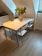 Bontempi Eettafel + 4 Stoelen - Italiaans Design, Huis en Inrichting, Tafels | Eettafels, Kunststof, Gebruikt, 100 tot 150 cm