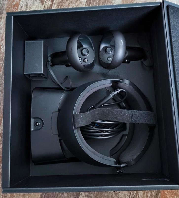 Oculus Rift S VR Headset - Compleet!, Spelcomputers en Games, Virtual Reality, Zo goed als nieuw, Pc, VR-bril, Ophalen