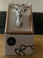 hert met gewei in lijst pomme pidou, Overige materialen, Minder dan 50 cm, Nieuw, Ophalen of Verzenden