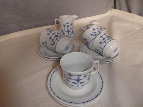 Jlmenau Graf von Henneberg Blau Saks mokka servies, Huis en Inrichting, Keuken | Servies, Gebruikt, Kop(pen) en/of Schotel(s)
