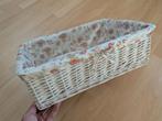Wit rieten mandje met bloemenstof, Ophalen, Mand, Zo goed als nieuw, Riet