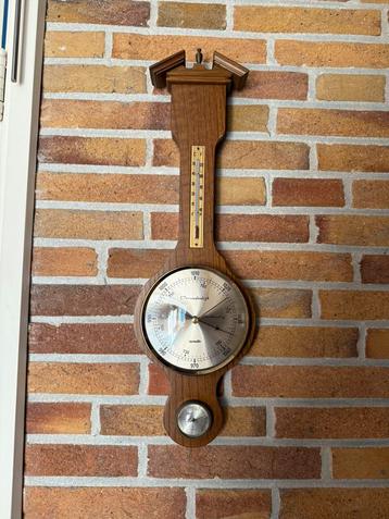 Antieke Barometer beschikbaar voor biedingen