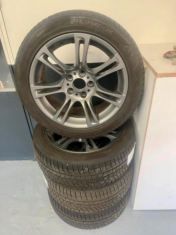 Winterbandenset Hankook BMW 5-serie M sport. 245/45R18, Auto-onderdelen, Banden en Velgen, Banden en Velgen, Winterbanden, 18 inch