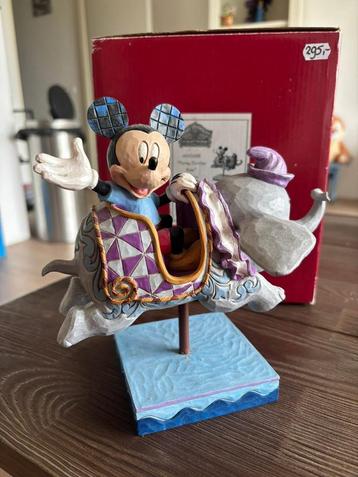 Disney traditions parks exclusive dombo ride mickey beschikbaar voor biedingen