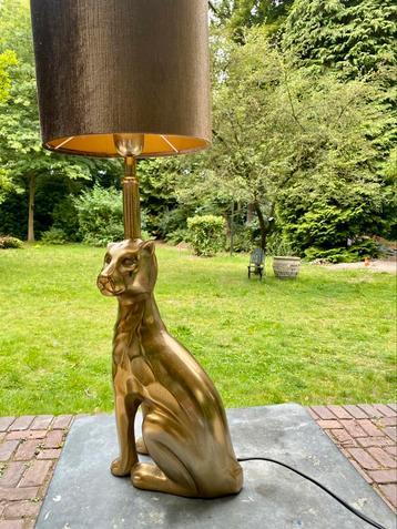 Jugendstil-achtige tafel lamp beschikbaar voor biedingen