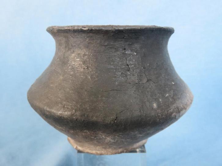 Bronstijd – urntje van aardewerk – ca. 3000 jaar oud, Antiek en Kunst, Antiek | Keramiek en Aardewerk, Ophalen of Verzenden