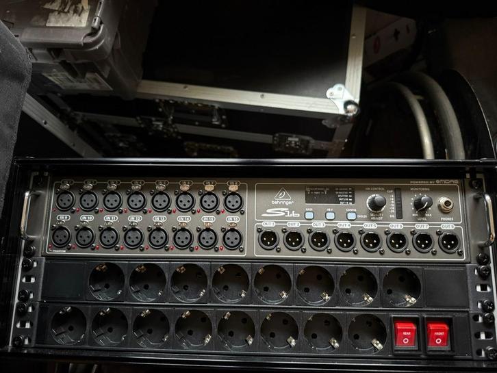Behringer S16 Digital Stagebox, Muziek en Instrumenten, Mengpanelen, Zo goed als nieuw, 10 tot 20 kanalen, Ophalen