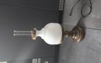 Vintage lamp. Messing en Melkglas., Huis en Inrichting, Ophalen, Gebruikt