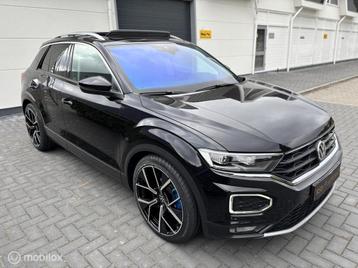 Volkswagen T-Roc 1.0 TSI Business Panoramadak 19 inch LED beschikbaar voor biedingen