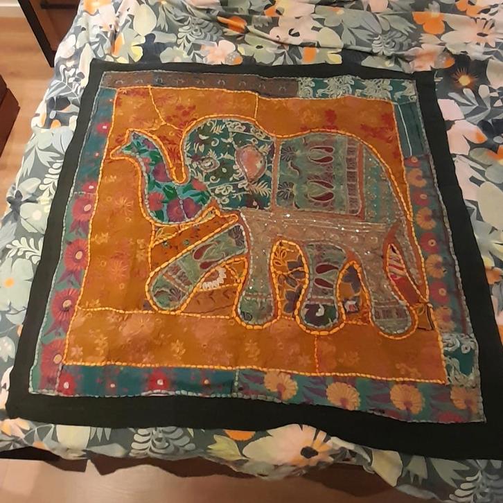 Vintage Wandkleed met Olifant, Antiek en Kunst, Antiek | Kleden en Textiel, Ophalen of Verzenden