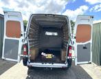 Renault Master T33 2.5 dCi L2H2 AIRCO/NAVIGATIE/1E EIGENAAR, Euro 5, Stof, Gebruikt, 4 cilinders