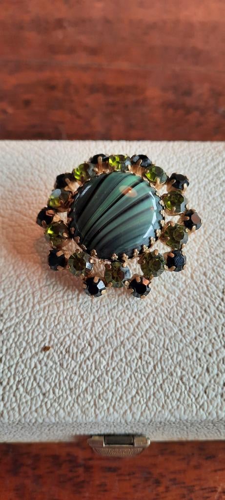 Antieke broche met porfierglas, Ophalen of Verzenden, Gebruikt, Zilver, Overige materialen