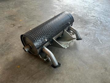 Nieuwe uitlaat Honda V-twin GX630/660/690 beschikbaar voor biedingen
