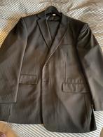 2 Heren Kostuums: Zwart & Zwart met Streep, Ophalen of Verzenden, Nieuw, Overige maten, Zwart