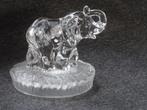 Glazen olifant met jong., Ophalen of Verzenden, Zo goed als nieuw, Dier