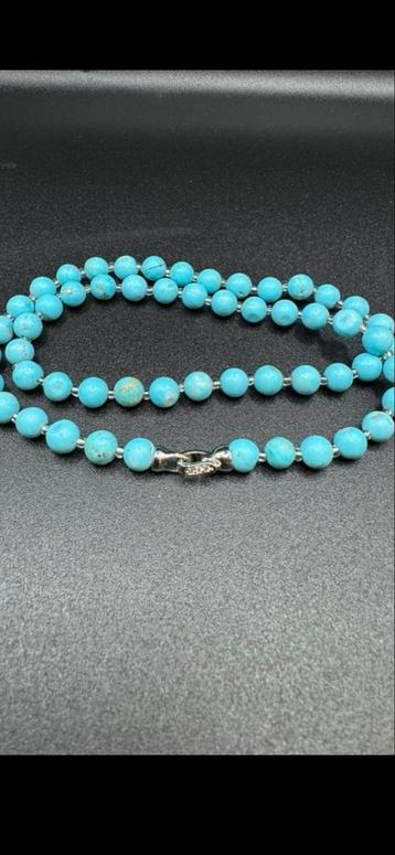 Turquoise kralen ketting beschikbaar voor biedingen