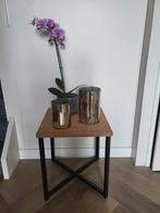 Mooie bijzettafel van teak, Huis en Inrichting, Ophalen, Vierkant, Minder dan 50 cm, Zo goed als nieuw