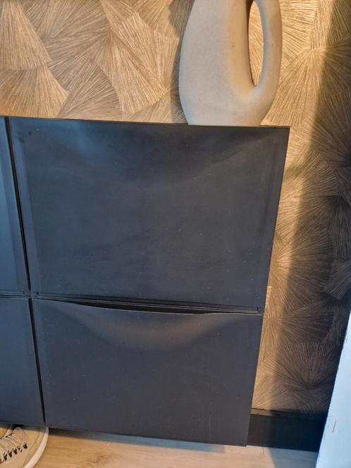 Zwarte schoenenkast 2 stuks Ikea Trones, Huis en Inrichting, Kasten | Schoenenkasten, Zo goed als nieuw, Ophalen of Verzenden