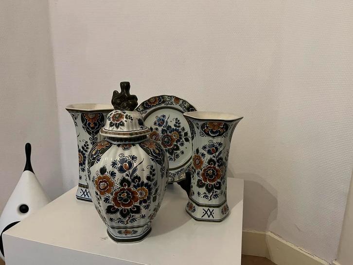 Delfts Polychroom Handwerk Vazen en bord, Antiek en Kunst, Antiek | Vazen, Ophalen