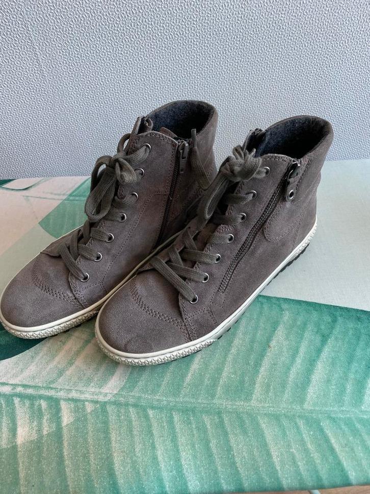 Gabor leren sneakers grijs mt 38.5, Kleding | Dames, Schoenen, Zo goed als nieuw, Sneakers of Gympen, Grijs, Ophalen of Verzenden