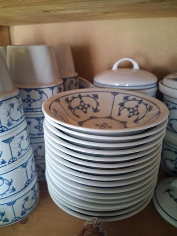 Puddingschaaltjes  blau saks saksisch  blauw beschikbaar voor biedingen