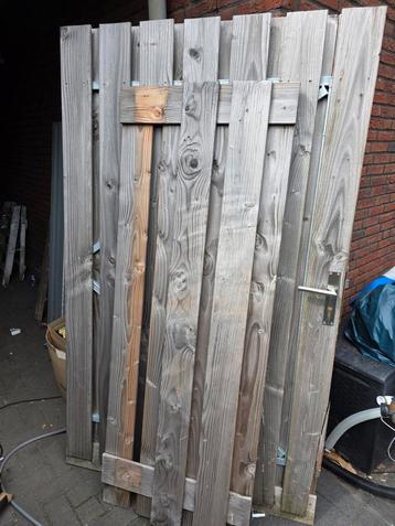 Houten Tuindeur met Slot 2m  1.2m beschikbaar voor biedingen