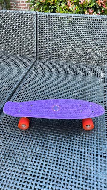 Leuk skateboard pennyboard 56 cm beschikbaar voor biedingen