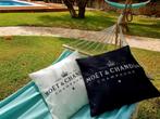 Ecru kleurige kussens van MOËT & CHANDON ‼️, Huis en Inrichting, Ophalen of Verzenden, Nieuw, Vierkant