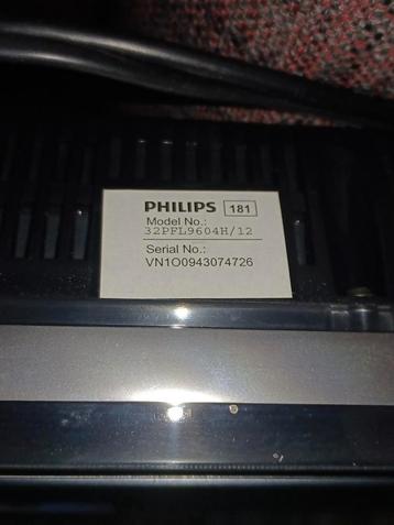 Gezocht tv voet tafelsteun philips 32PFL9604H/12 beschikbaar voor biedingen
