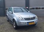 SsangYong Rexton 2.3 E 2005 Grijs, Auto's, Stof, 4 cilinders, 109 €/maand, Origineel Nederlands