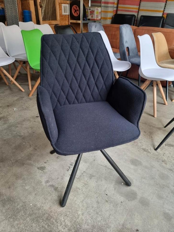 Mooie eetkamerstoel zwart, Huis en Inrichting, Stoelen, Nieuw, Vijf, Zes of meer stoelen, Stof, Zwart, Ophalen of Verzenden
