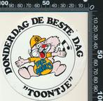Sticker: Tros - Radio 3 - Donderdag de beste dag - Toontje, Ophalen of Verzenden, Zo goed als nieuw, Film, Tv of Omroep