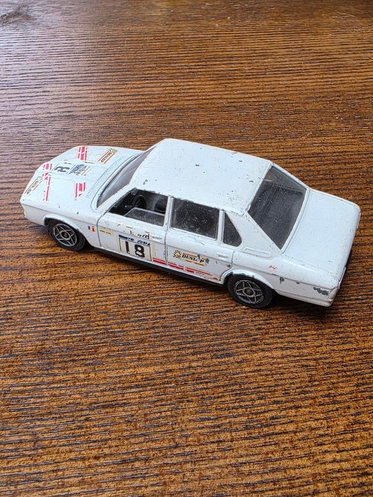 Solido BMW 530 modelauto, Ophalen of Verzenden, Gebruikt