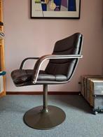 Artifort Channel Chair., Ophalen, Gebruikt, Bruin