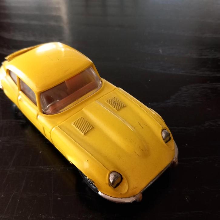 Jaguar E-type Coupe Modelauto Corgi, Hobby en Vrije tijd, Modelauto's | 1:43, Gebruikt, Auto, Corgi, Ophalen of Verzenden