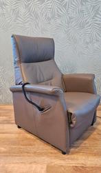 Sta op stoel/fauteuil direct leverbaar bij Zitgemak  joure, Huis en Inrichting, Fauteuils, Ophalen of Verzenden, Zo goed als nieuw