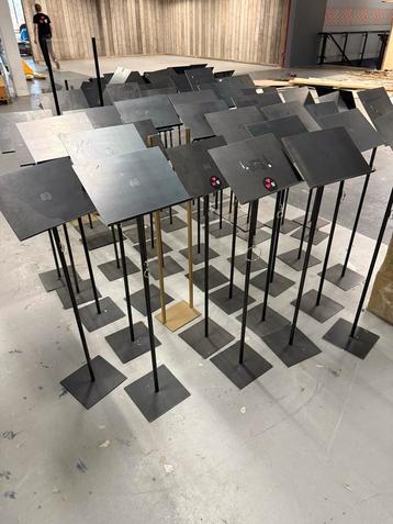 Metalen Standaard/Display - €20 p.st. beschikbaar voor biedingen