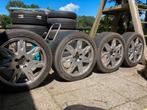 Originele Volvo lichtmetalen velgen, Auto-onderdelen, Banden en Velgen, Ophalen, Gebruikt, Banden en Velgen, 17 inch
