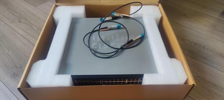 CISCO SG500-52P-K9-G5, Computers en Software, Netwerk switches, Nieuw, Ophalen of Verzenden