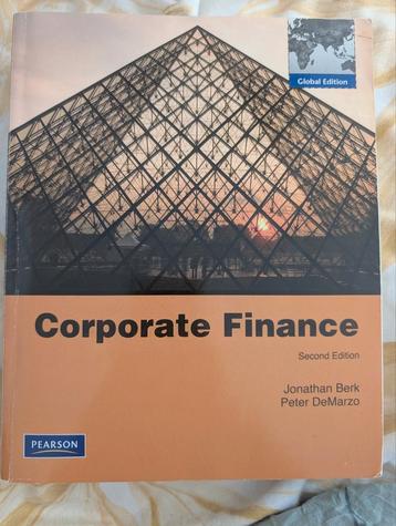 Corporate Finance  beschikbaar voor biedingen